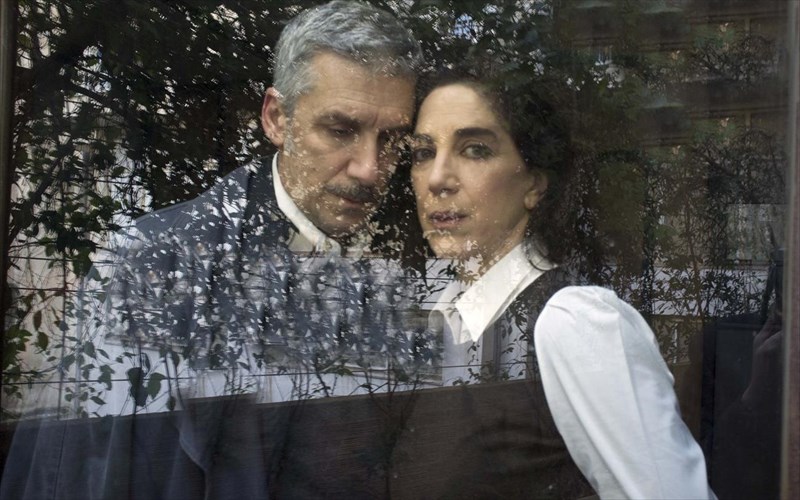 kouklospito-kritiki-theatrou