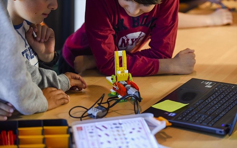 paizoume-me-tis-epistimes-sto-biomixaniko-mouseio-fotaeriou