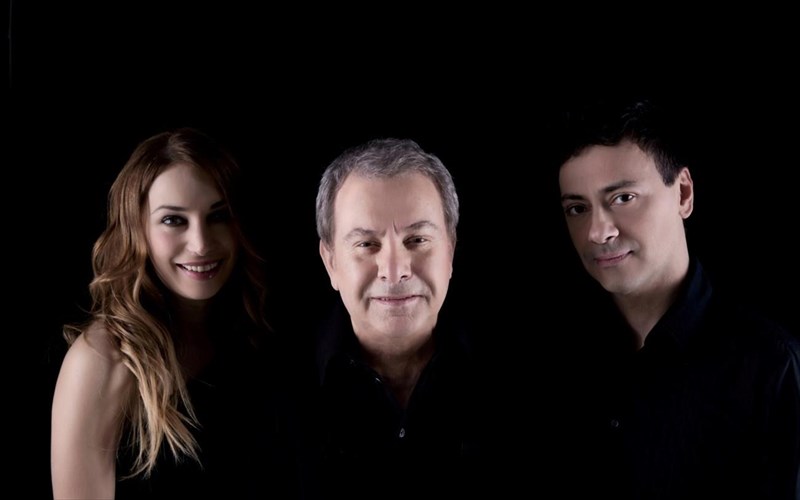 o-manolis-mitsias-sto-gualino-mousiko-theatro