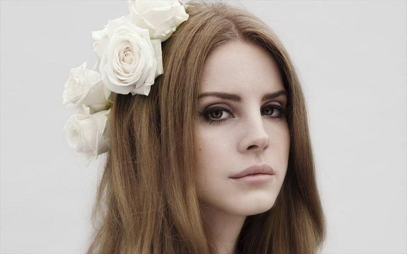 se-liges-meres-i-lana-del-rey-tha-anebei-ksana-sti-skini-tou-rockwave-festival-lana-del-rey-tha-anebei-ksana-sti-skini-tou-rockwave-festival