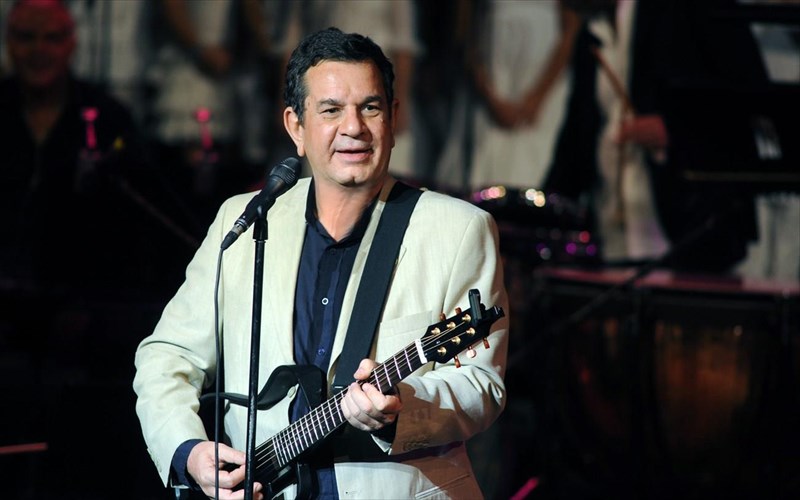 ksekinise-i-diathesi-ton-eisitirion-gia-ti-sunaulia-tou-stamati-spanoudaki-sto-megaro-mousikis-diathesi-ton-eisitirion-gia-ti-sunaulia-tou-stamati-spanoudaki-sto-megaro-mousikis