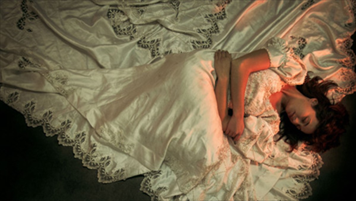 i-medousa-tou-astikou-topiou