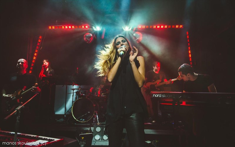 i-angelika-dusk-tha-anoiksei-tis-sunaulies-tis-kovacs