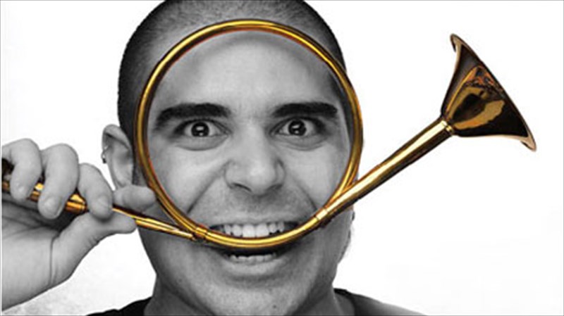 enas-trelos-sto-bar2