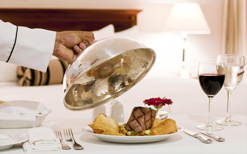 ti-den-prepei-na-paraggelnete-pote-apo-tin-upiresia-domatiou