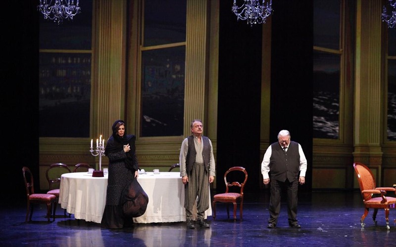 smurni-mou-agapimeni-gia-deka-akomi-parastaseis