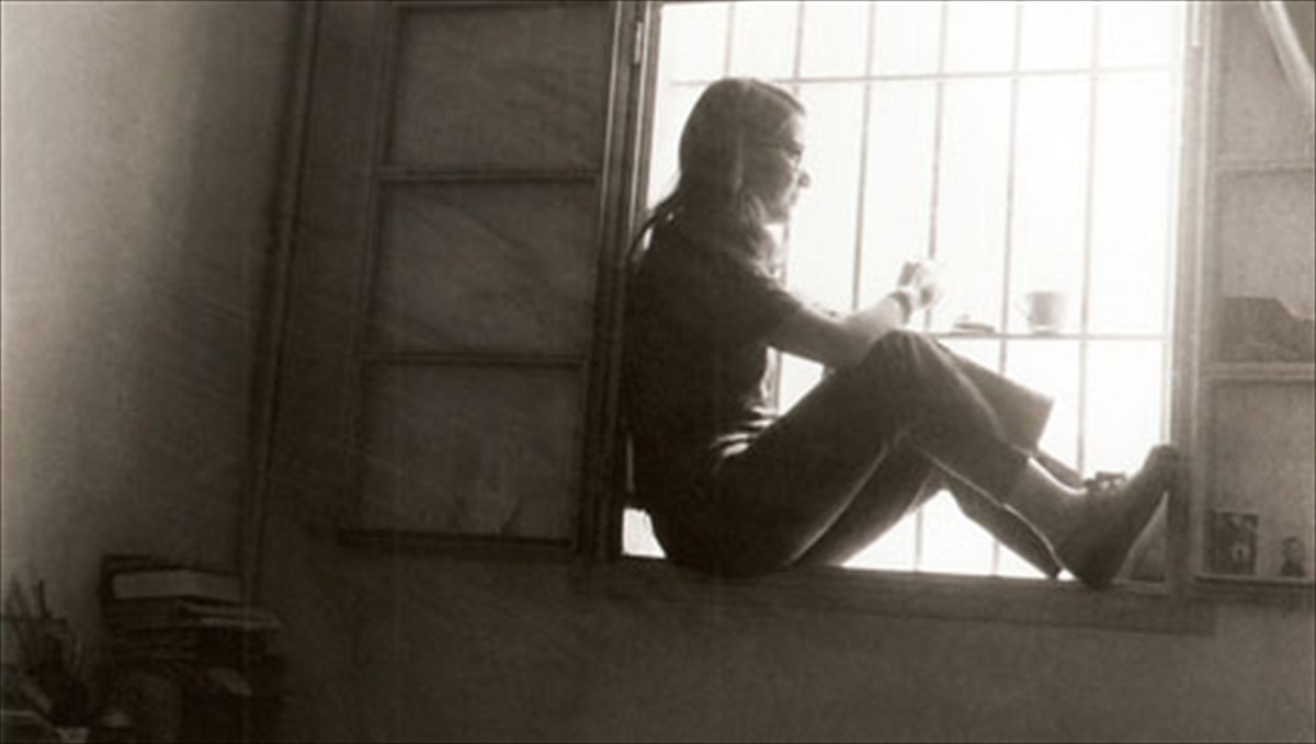 ta-koritsia-tis-broxis-spane-ti-siopi-tous