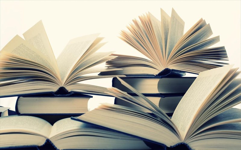 pasxalino-bazaar-biblion-apo-tis-ekdoseis-kastanioti