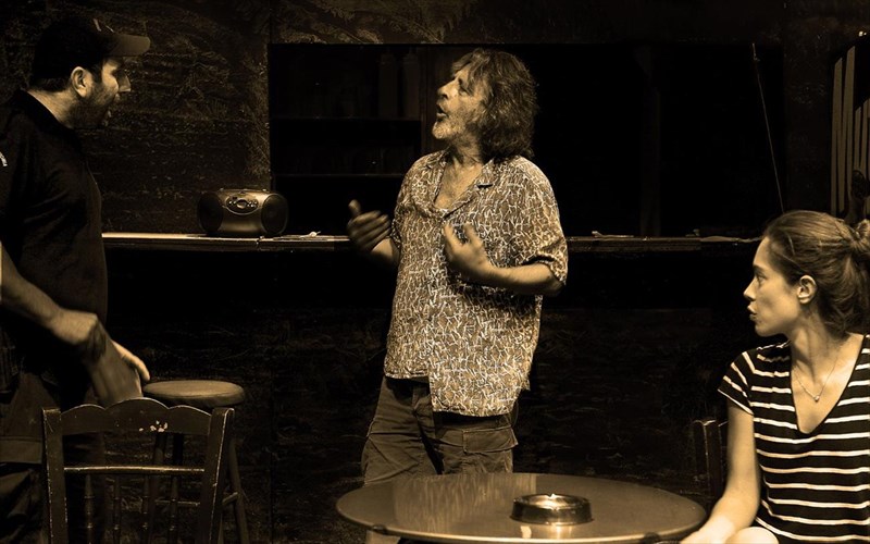 paratasi-parastaseon-gia-ton-agrio-sporo