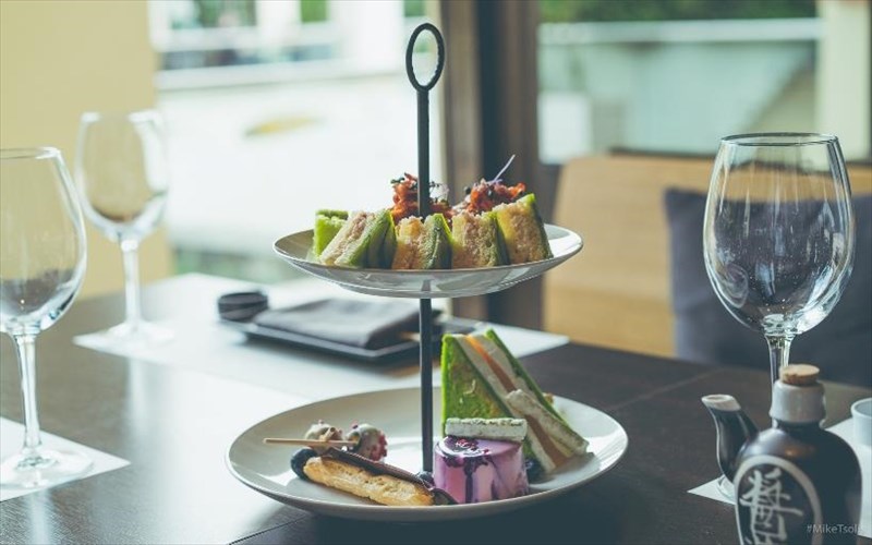 i-moda-kai-to-brunch-pane-mazi-sto-rakkan