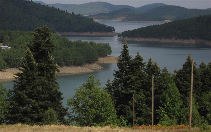 entuposeis-apo-mia-triimeri-eksormisi-sti-limni-plastira-kai-tin-oroseira-agrafon