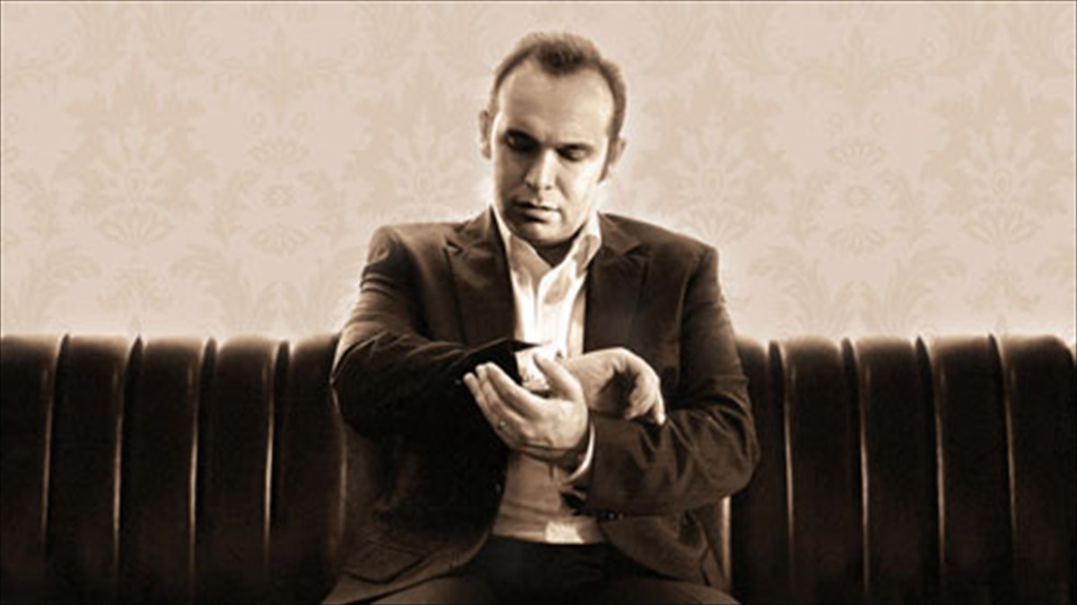 makedonas-kai-tsertos-se-mia-sunaulia-afieroma-ston-niko-gounari