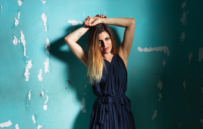 h-angelika-dusk-live-gia-mia-bradia-sti-sfigga