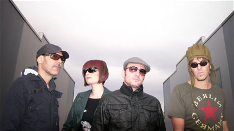 ypo-tin-epireia-ton-mikro-sto-passport