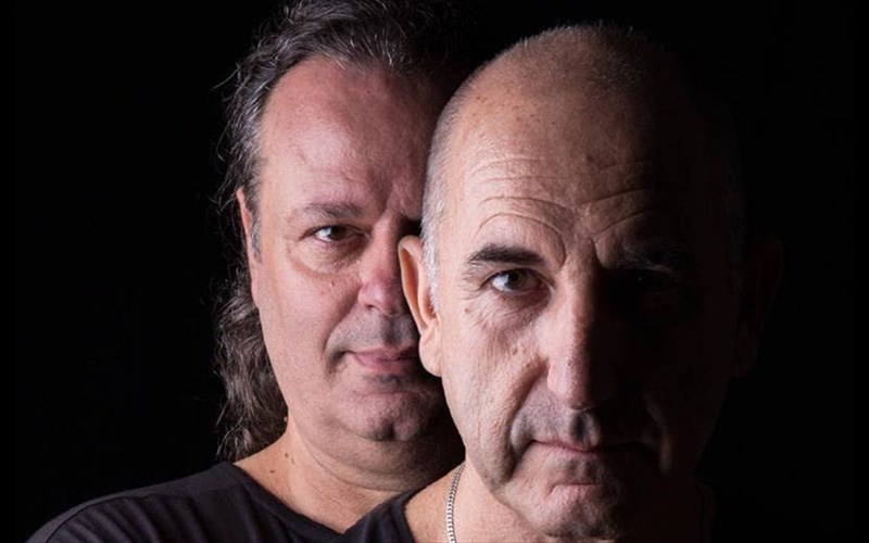 oi-ekeinos-kai-ekeinos-gia-ena-bradu-ston-stauro-tou-notou-plus-ekeinos-gia-ena-bradu-ston-stauro-tou-notou-plus