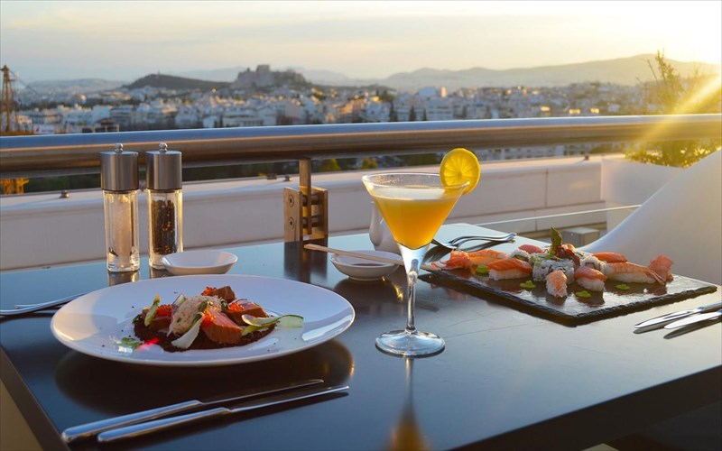 galaxy-bar-kai-restaurant-me-tin-athina-kai-to-neo-kalokairino-menou-sto-piato-restaurant-me-tin-athina-kai-to-neo-kalokairino-menou-sto-piato