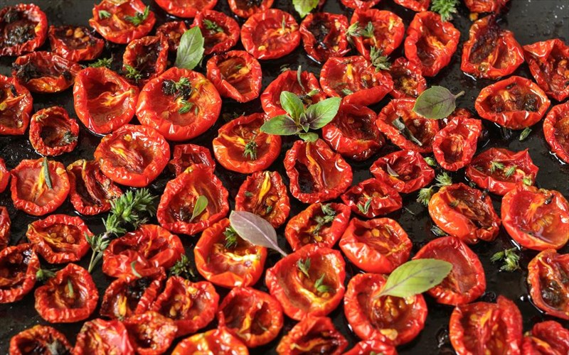 pos-na-ftiaksete-tis-dikes-sas-liastes-ntomates