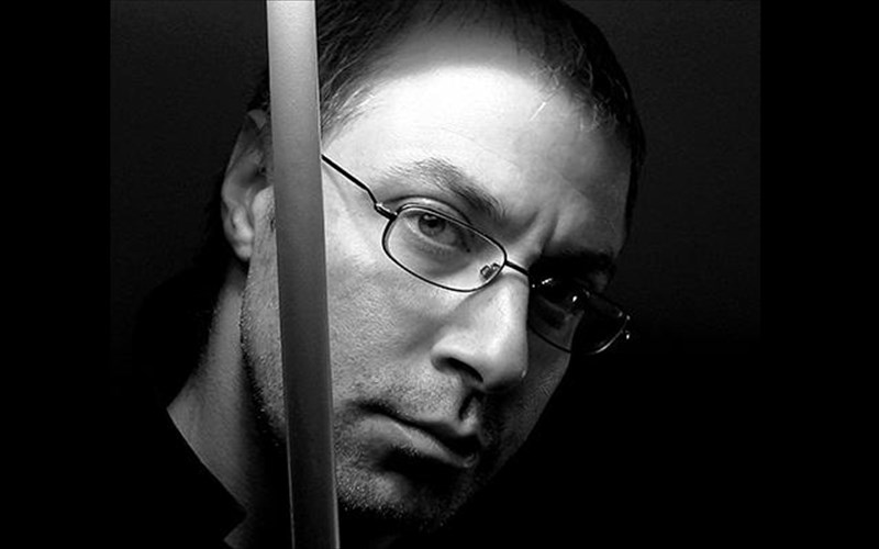 dimitris-tsekouras-panta-ena-itan-to-thema-o-thanatos-kai-posi-texni-exei-mexri-tote-i-zooula-mas-zooula-mas