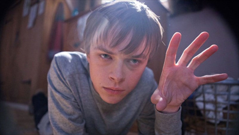 ena-xroniko-gemato-uperiroes