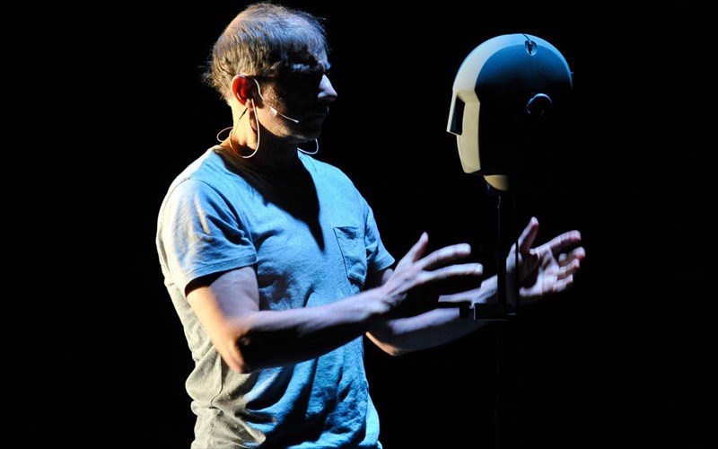 kritiki-sunantisi-zois-sto-taksidi-gia-tin-esoteriki-ithaki