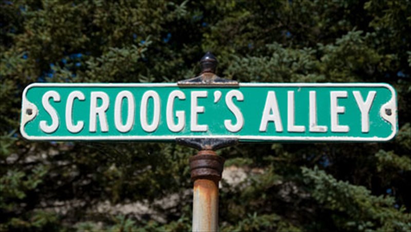 epeteios-ntikens-meso-twitter