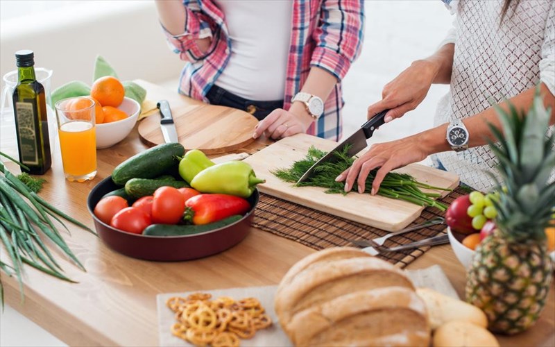 ena-apoluta-kalokairino-menou-apo-tin-eidiko