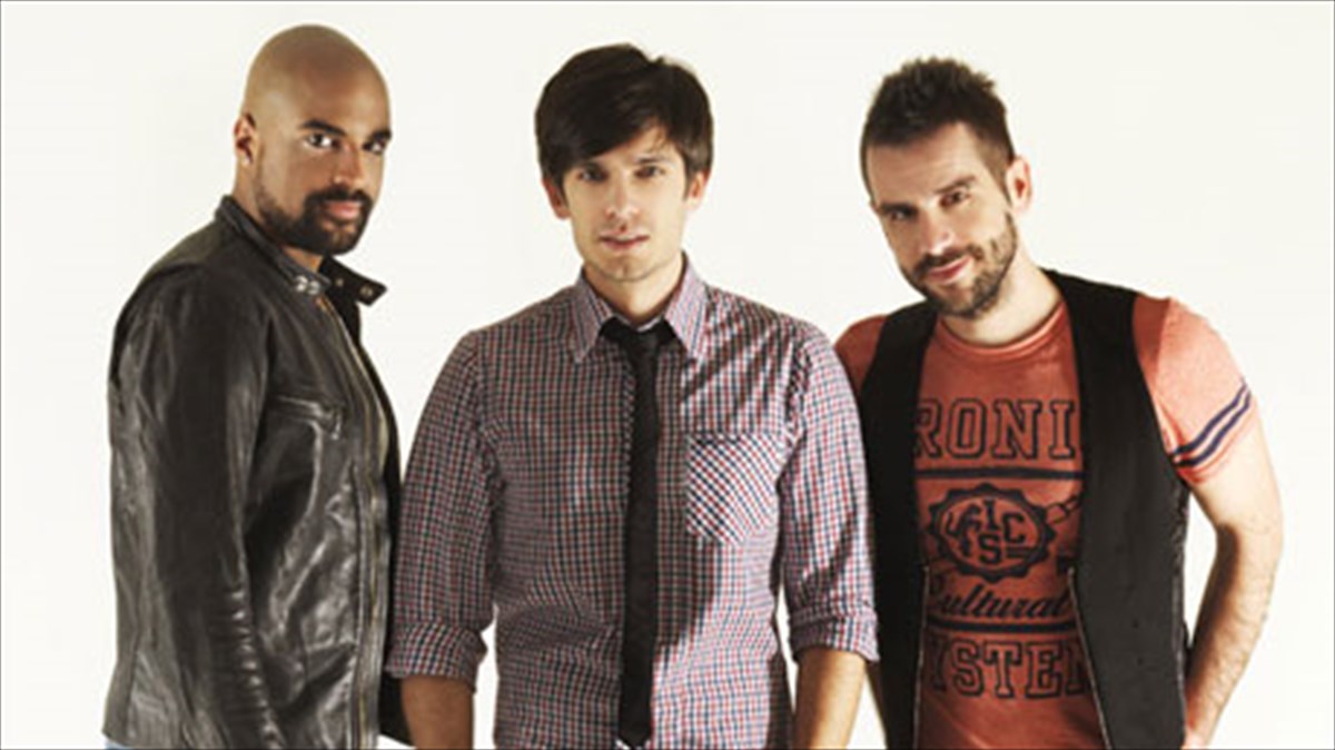 neaniki-feelgood-diathesi-ston-stauro-tou-notou