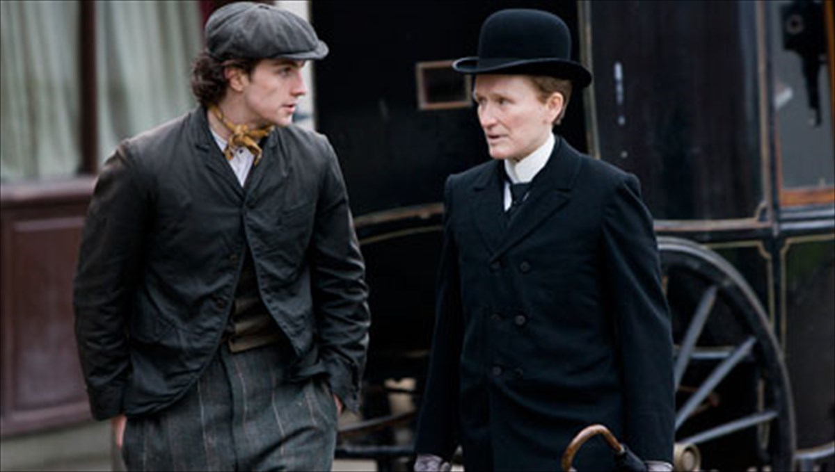 i-gklen-kloouz-sugkinei-os-kurios-nomps