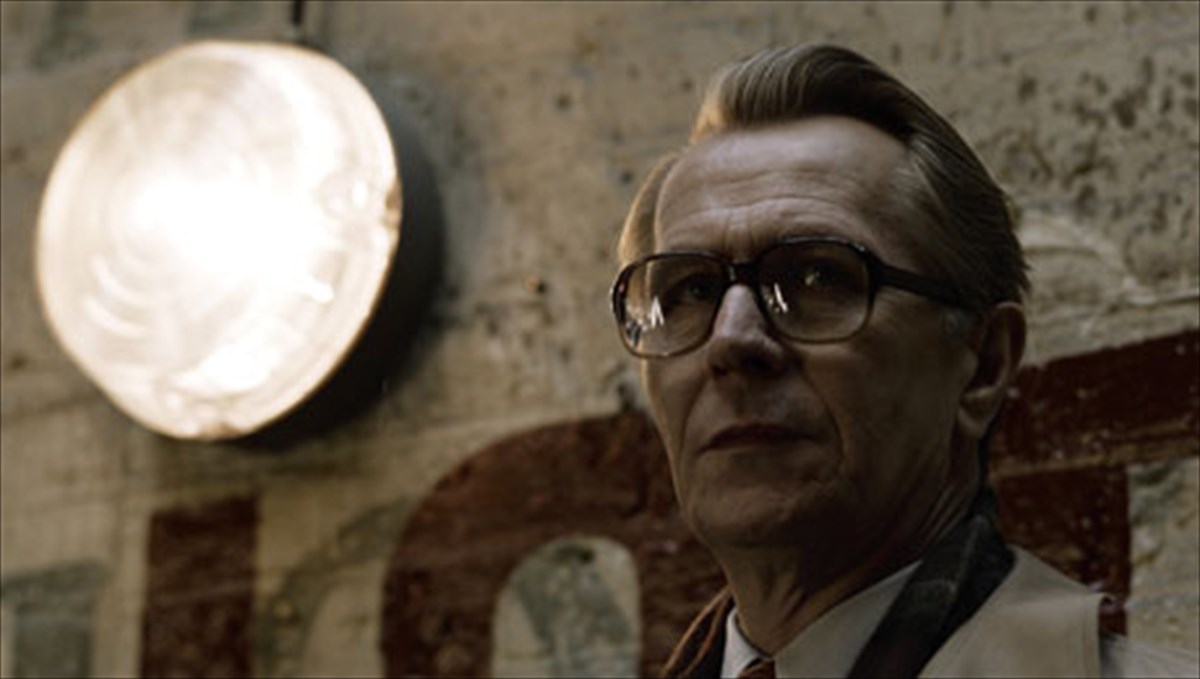 skoteinos-gkari-olntman-se-kataskopeutika-monopatia