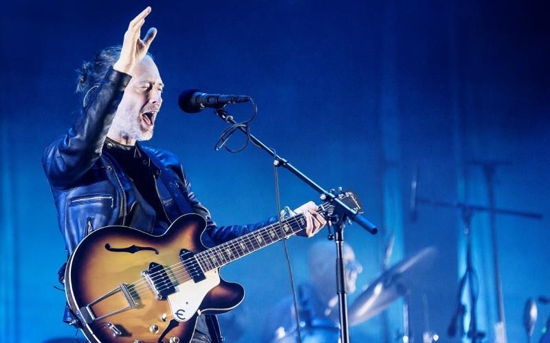 o-kitharistas-ton-radiohead-apokaluptei-pos-epilegontai-oi-setlists-ton-sunaulion-tous