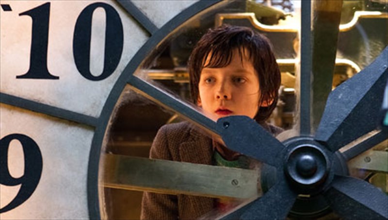 o-oliber-touist-tou-skortseze