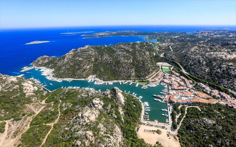 i-elliniki-idea-tou-tripinview-taksideuei-sto-eksoteriko-me-nees-sunergasies