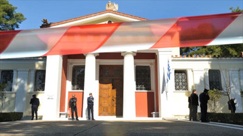 enopli-listeia-sto-palaio-mouseio-arxaias-olumpias