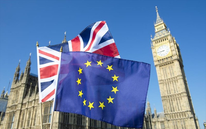 pos-tha-epireasei-to-brexit-ta-taksidia-sti-bretania