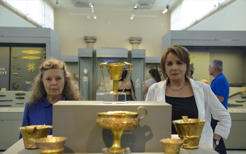 theatro-odou-kefallinias30-xronia-dimiourgikis-poreias-me-troades-apo-noembrio