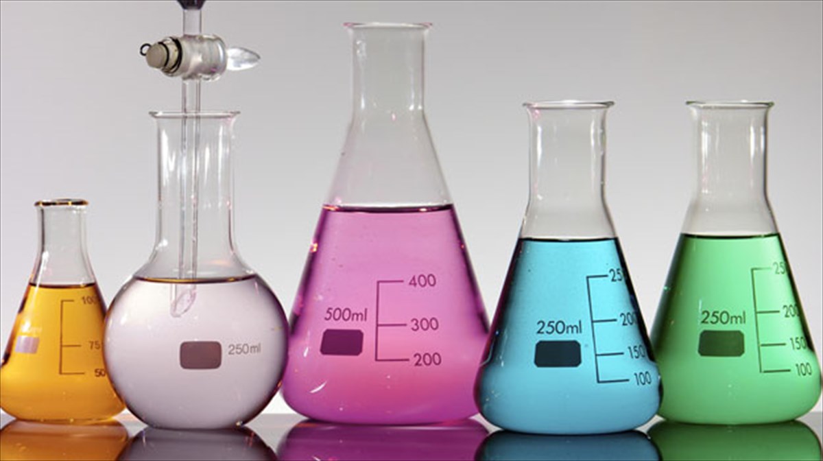 i-europi-tou-17ou-aiona-sto-muthistorima-tou-nil-stibenson