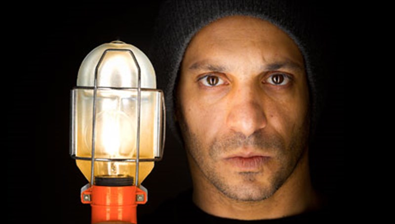 mousiki-komodia-se-pliri-suskotisi