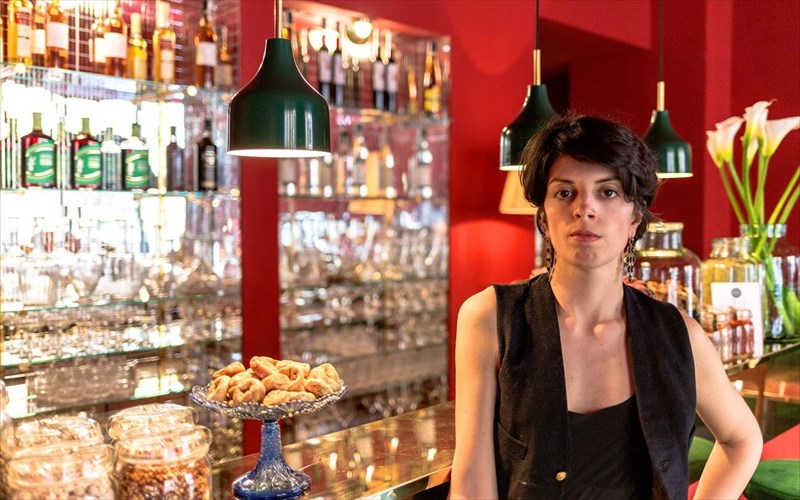 vasiliki-kouzina-i-basiliki-pierrakea-xtizei-ti-diki-tis-geustiki-ellada-sto-milano-basiliki-pierrakea-xtizei-ti-diki-tis-geustiki-ellada-sto-milano