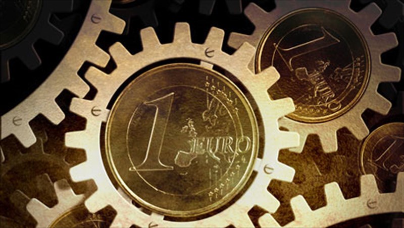 o-suggrafeas-tou-telous-tou-euro-stin-athina