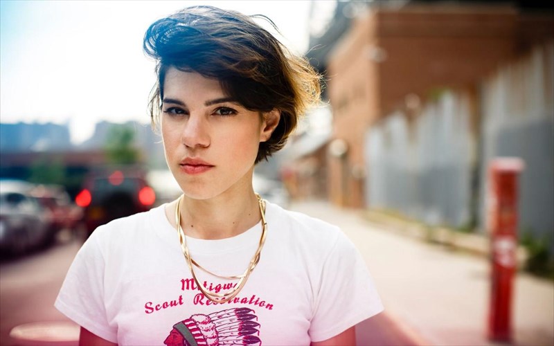 anaballetai-i-sunaulia-tis-monika-ston-kipo-tou-megarou-sunaulia-tis-monika-ston-kipo-tou-megarou