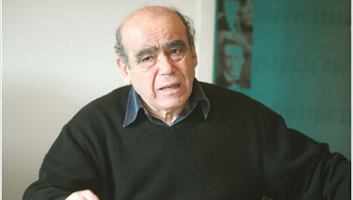 nea-dioikisi-sto-ethniko-kentro-bibliou