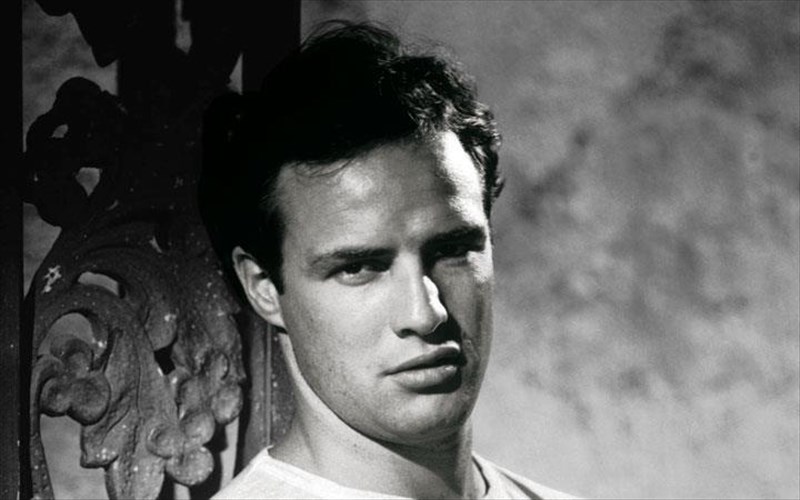 leoforeion-o-pothos-sto-xutirio-pothos-sto-xutirio