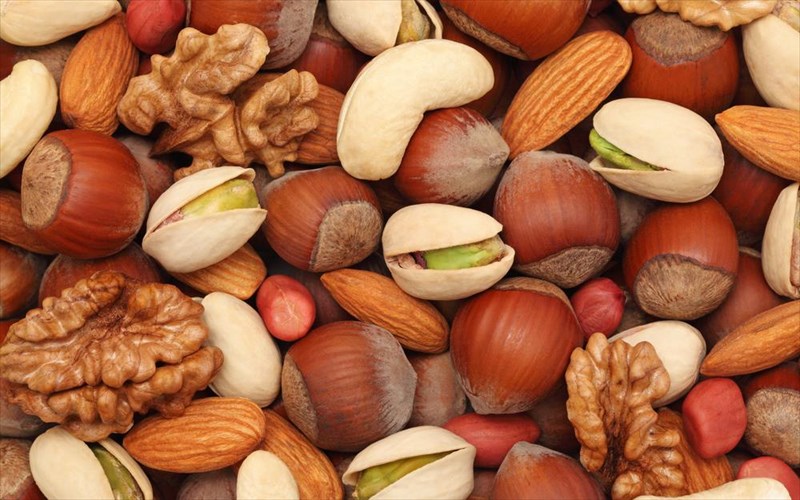 posoi-einai-oi-elaxistoi-ksiroi-karpoi-pou-prepei-na-trote-kathe-mera