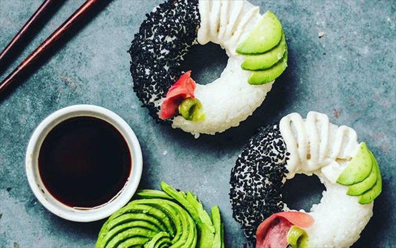 sousi-ntonat-to-sousi-den-stamata-na-ekplissei