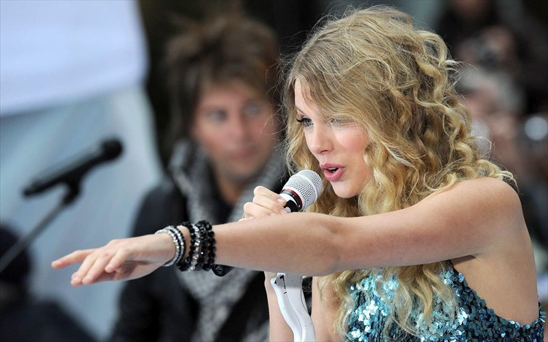 giati-den-pige-i-taylor-swift-sta-mtv-vmas-taylor-swift-sta-mtv-vmas