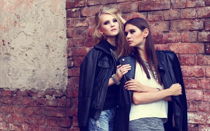 ta-jackets-tou-fthinoporou-pou-den-tha-bgazoume-apo-pano-mas