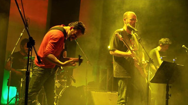 ta-ypogeia-reumata-apoxoroun-apo-ton-stauro-tou-notou-me-guest-ton-thano-mikroutsiko