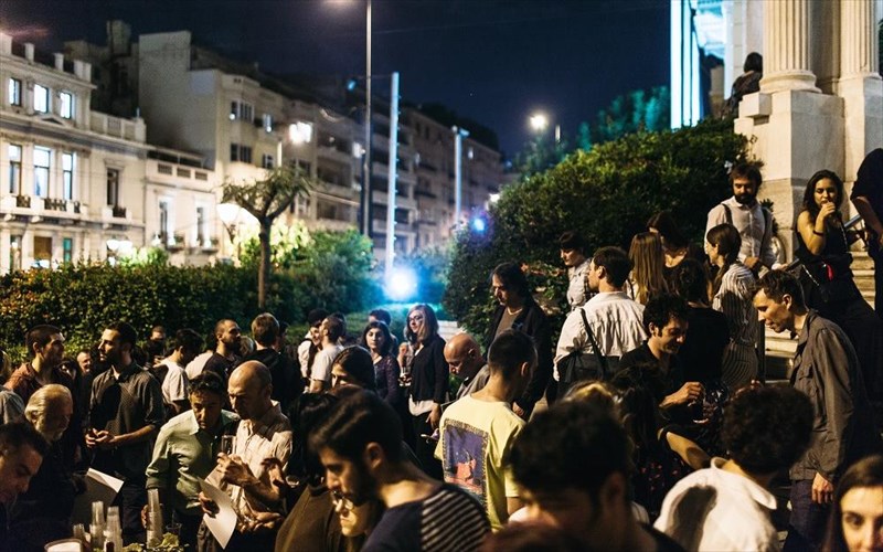 late-night-party-stin-ekthesi-ai-weiwei-at-cycladic