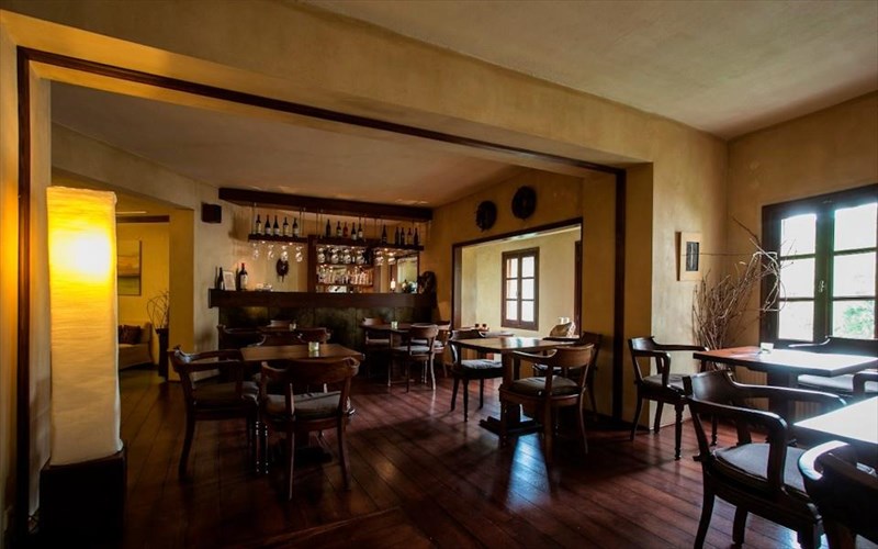 ena-weekend-afieromeno-stous-latreis-tou-krasiou