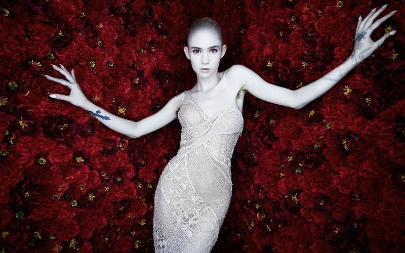 i-grimes-stirizei-kai-sunanta-ton-kanado-prothupourgo